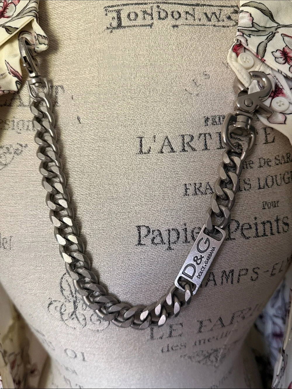 Dolce & Gabbana Silver Tone Key chain w. D&G Logo Plate Durable Heavy Vtg 15